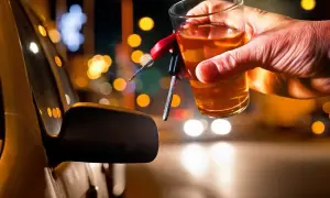 Czy w USA można jeździć po alkoholu? Poznaj konsekwencje i przepisy