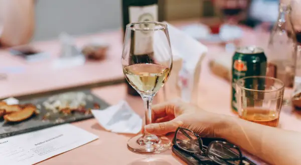 Czy przy nerwicy lękowej można pić alkohol - fakty, które musisz znać