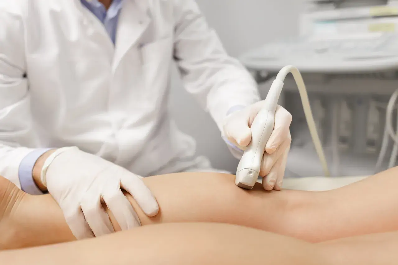 Znaczenie regularnych badań naczyń krwionośnych nóg